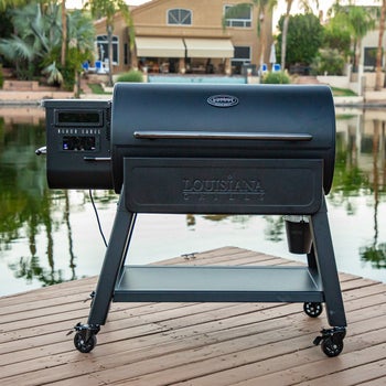 Louisiana Grills LG1200 Black Label (SORDS)