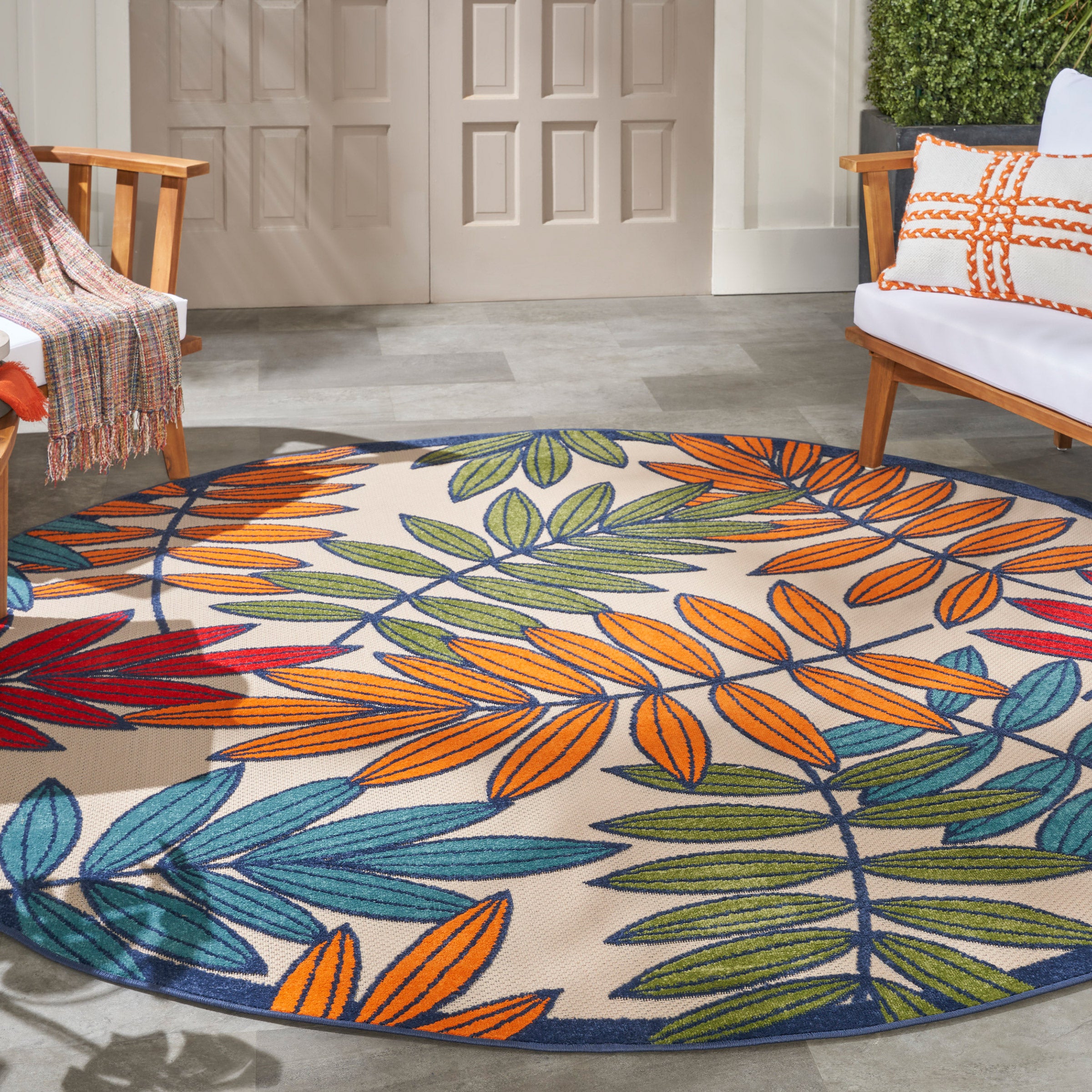 Nourison Veranda Indoor/Outdoor Area Rug, Rainforest, 7'9” Round