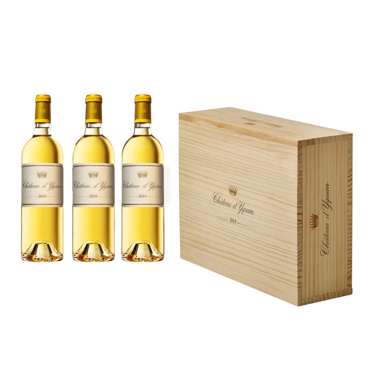 Chateau d'Yquem 1st Growth Sauternes 2019, 97 Points, 750 ml 3