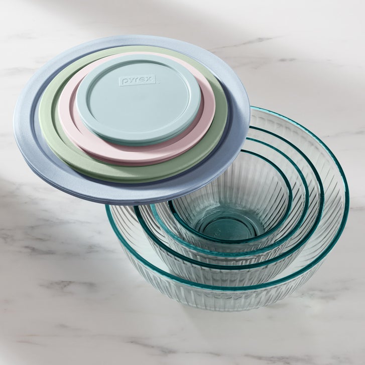 Pyrex 8-piece Glass Mixing Bowls with Lids | Costco