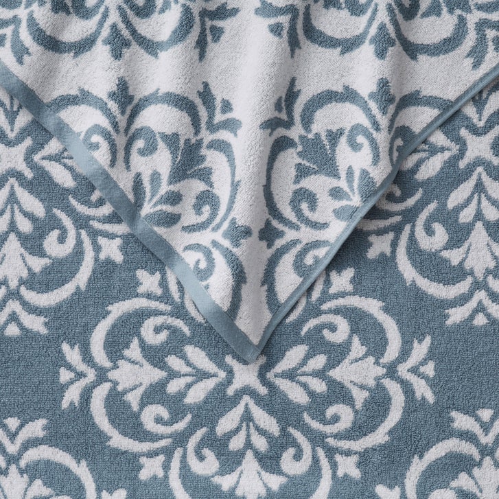 Martha Stewart Jacquard 2-piece Bath Towel Set | Costco