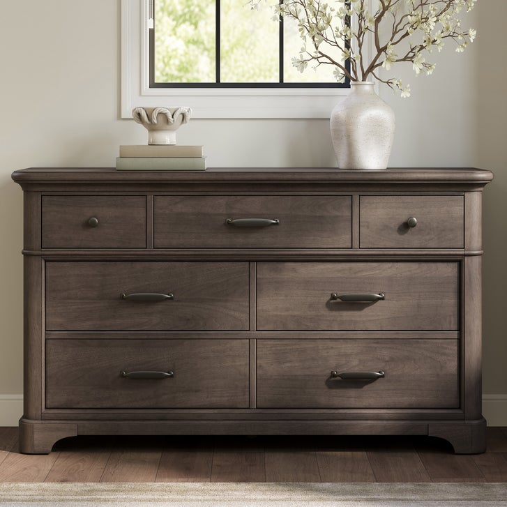 Alki Cove 7-drawer Dresser, Medium Brown