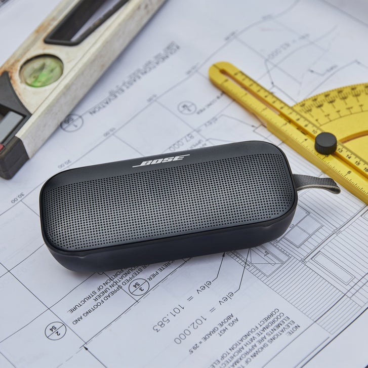 Bose SoundLink Flex SE Portable Waterproof Bluetooth Speaker | Costco