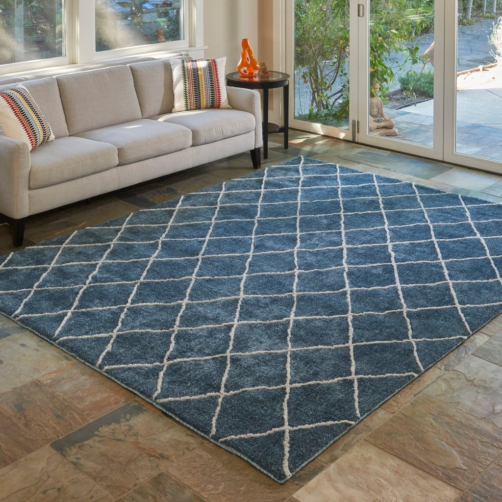 Soft Step Trellis Area Rug, 8'11