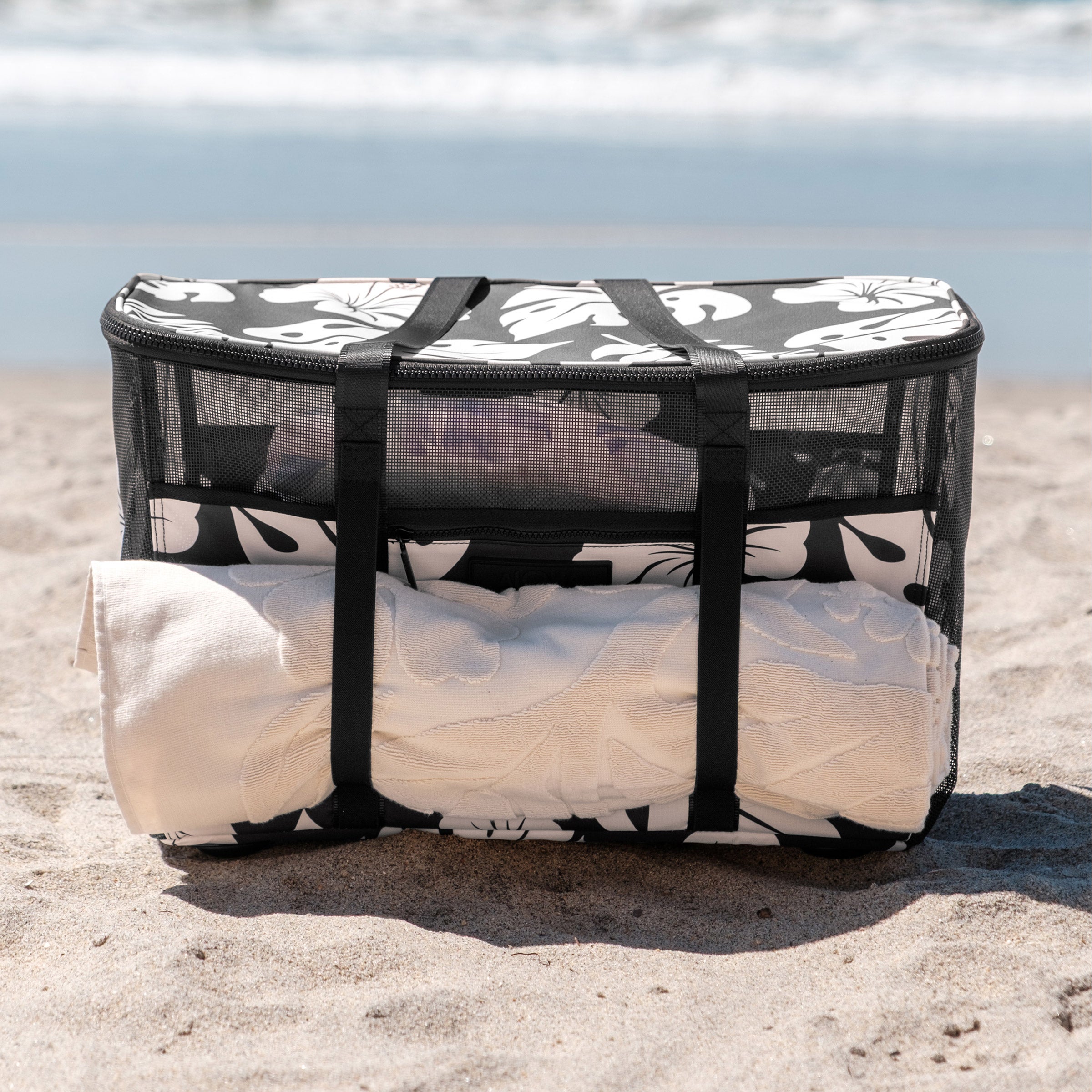 Aloha + CleverMade Collapsible Beach Tote | Costco