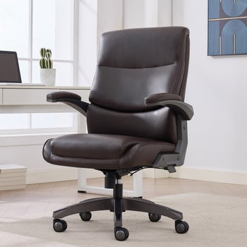 La-Z-Boy Office Manager Chair with Flip-Up Arms