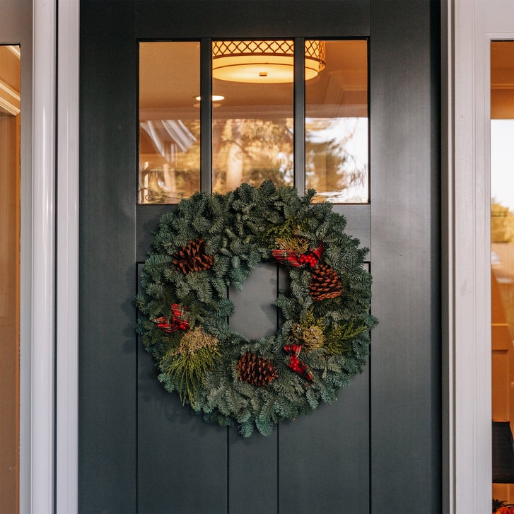 Fresh 22” Noble Fir Mixed Wreath | Costco