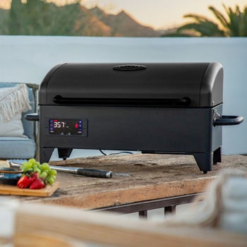 Louisiana Grills LG300 Black Label (SORDS)