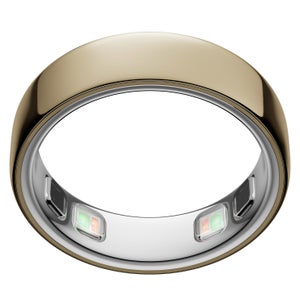 Oura Ring 5 Gold Smart Ring, Exclusive Bundle includes Ring, Additional Charger and Additional Year of Manufacturer's Warranty