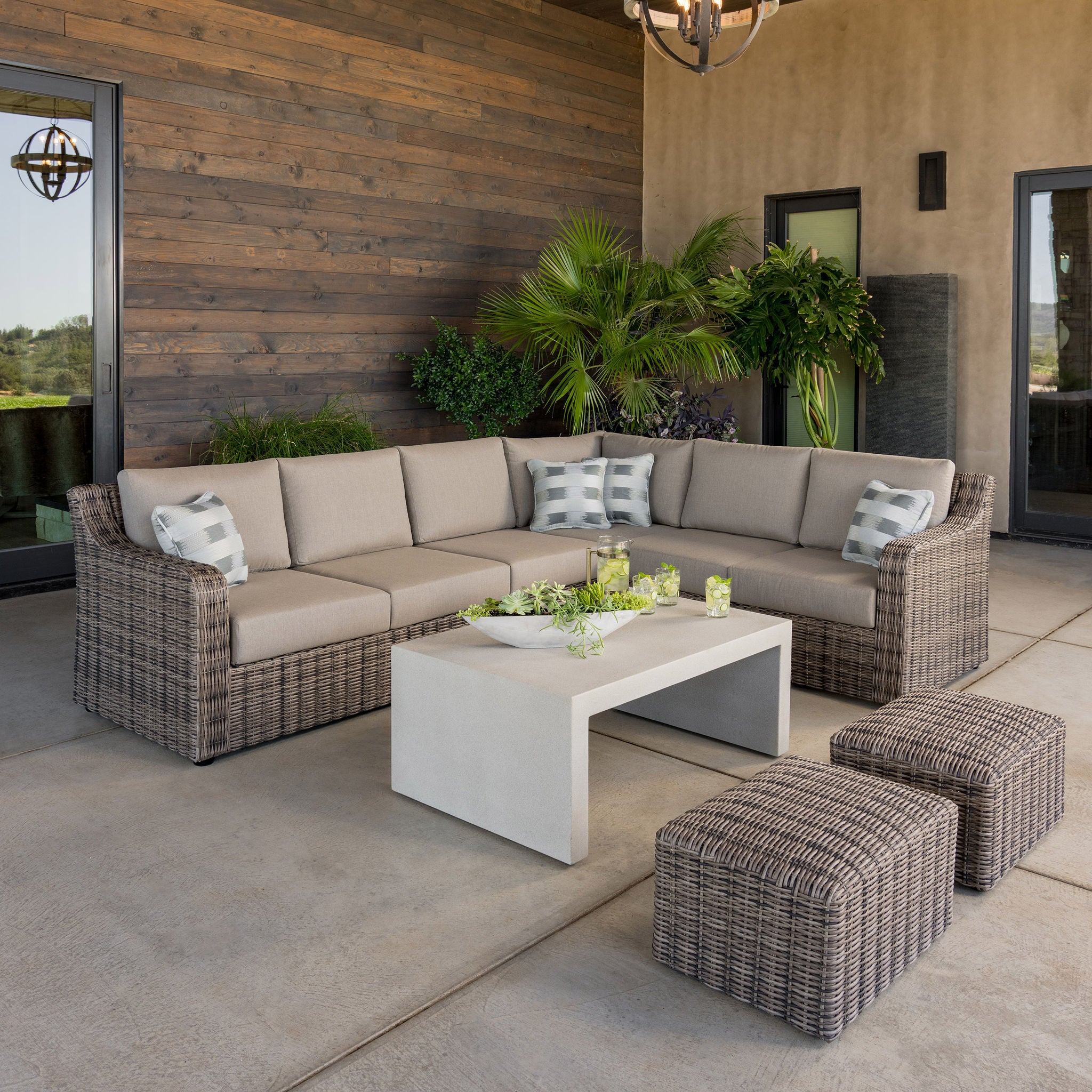 【希少】オーベック クレッシェンド 3PCS SET SunVilla Kent 7-piece Outdoor Patio Sectional Set | Costco