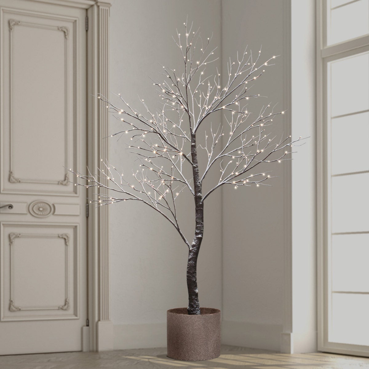 7' Potted Tree with LED Lights