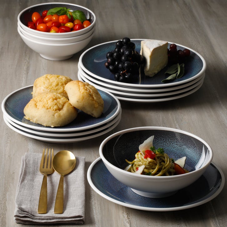 ローリーゲイツ　ガーデンパーティ　12ピース　メラミン食器セット　コストコ Laurie Gates 12-piece Melamine Dinnerware Set | Costco