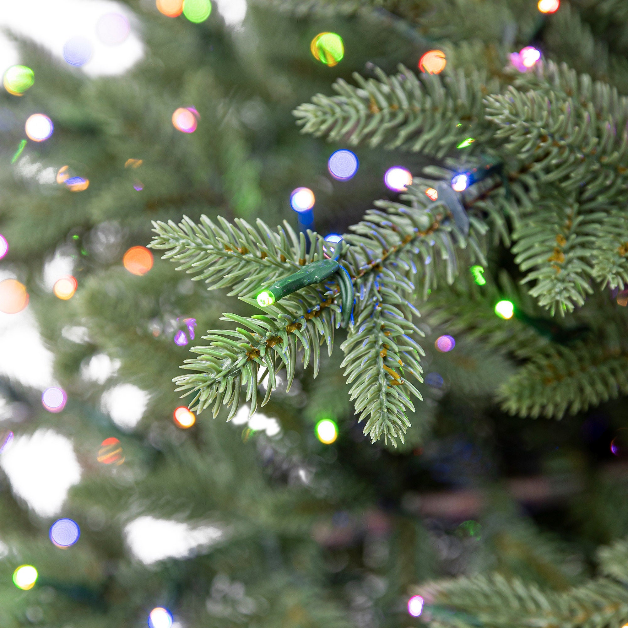 7,5ft Pre-Lit Artificial LED Twinkle Christmas Tree, 1,850 Radiant