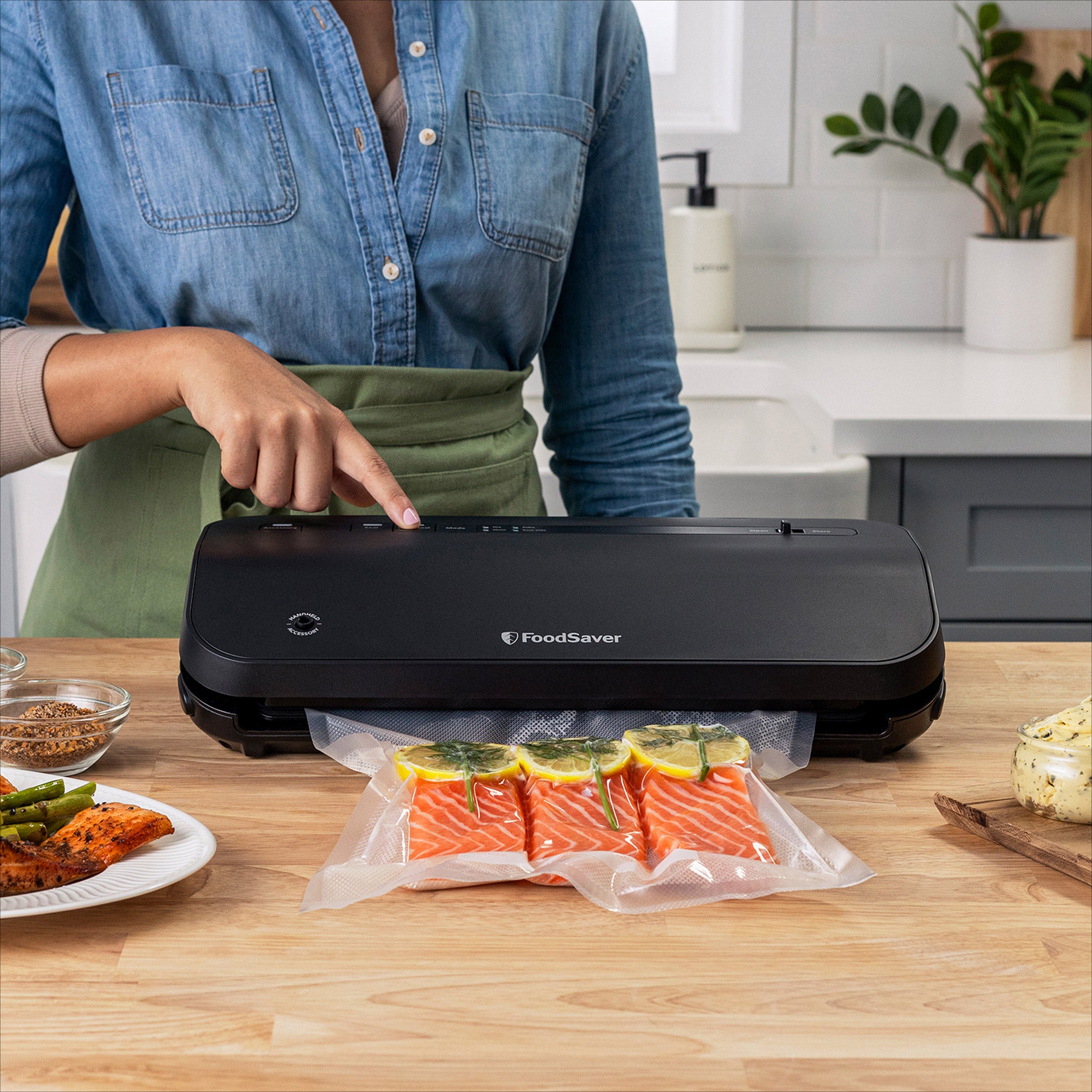 FoodSaver Preserve Vacuum Sealer Appliance with Bags and Marinate