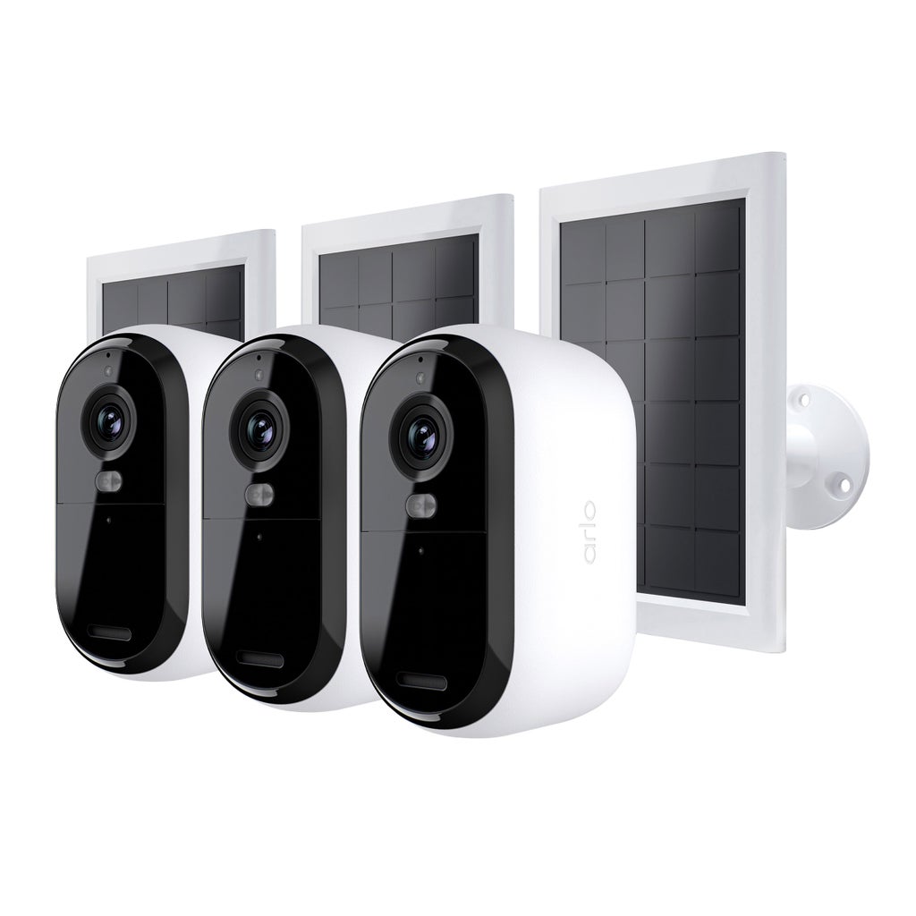 Arlo Essential Outdoor 2K Camera (2nd Generation) 3-pack with 3