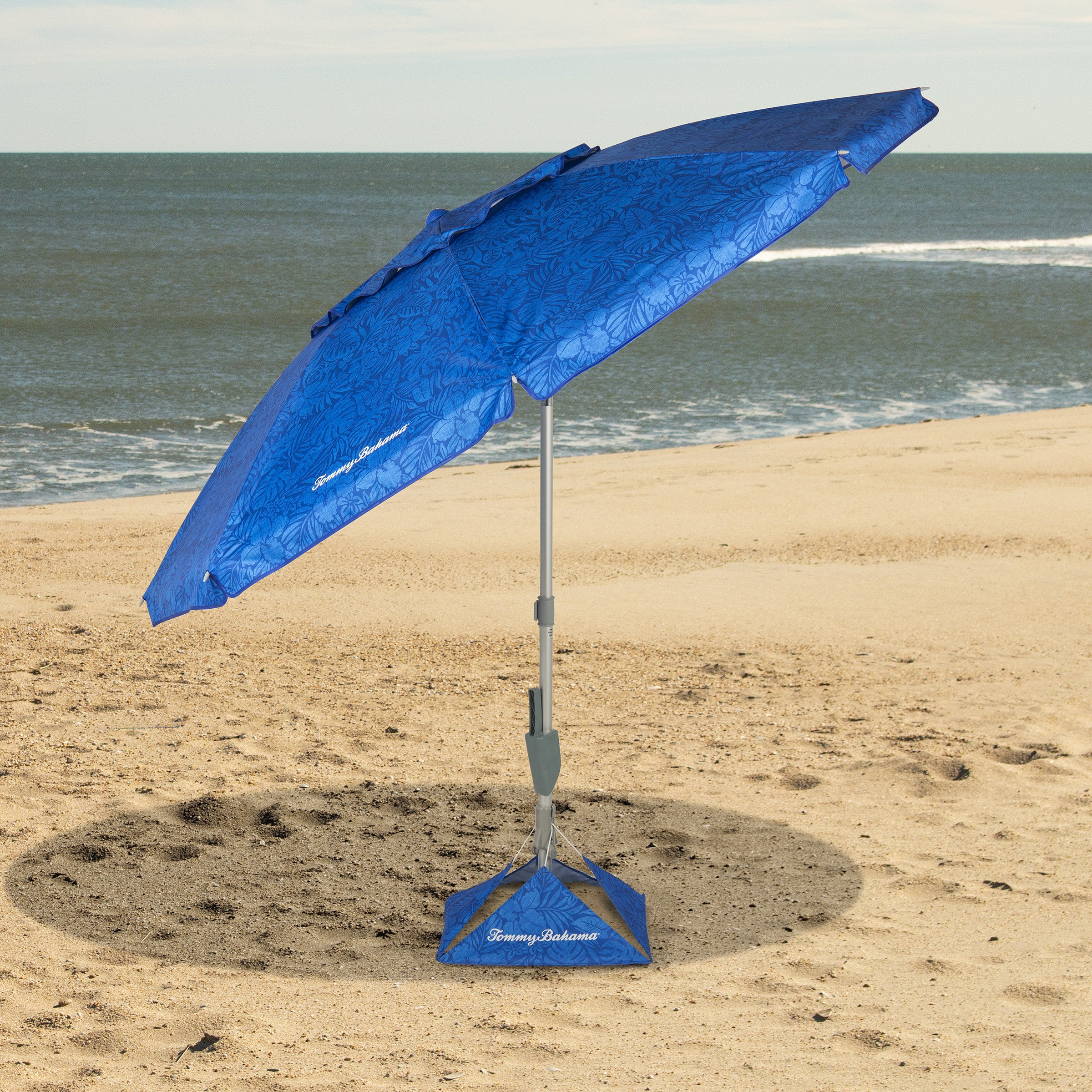 Tommy Bahama 7.5ft Beach Umbrella With Anchorx+ | Costco