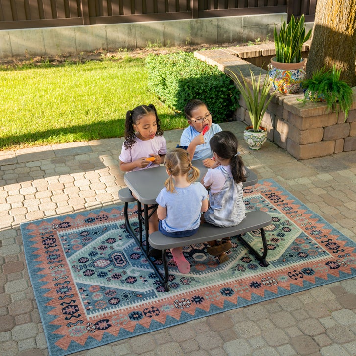 コストコ　キッズ　ピクニックテーブル Lifetime Children's Picnic Table | Costco