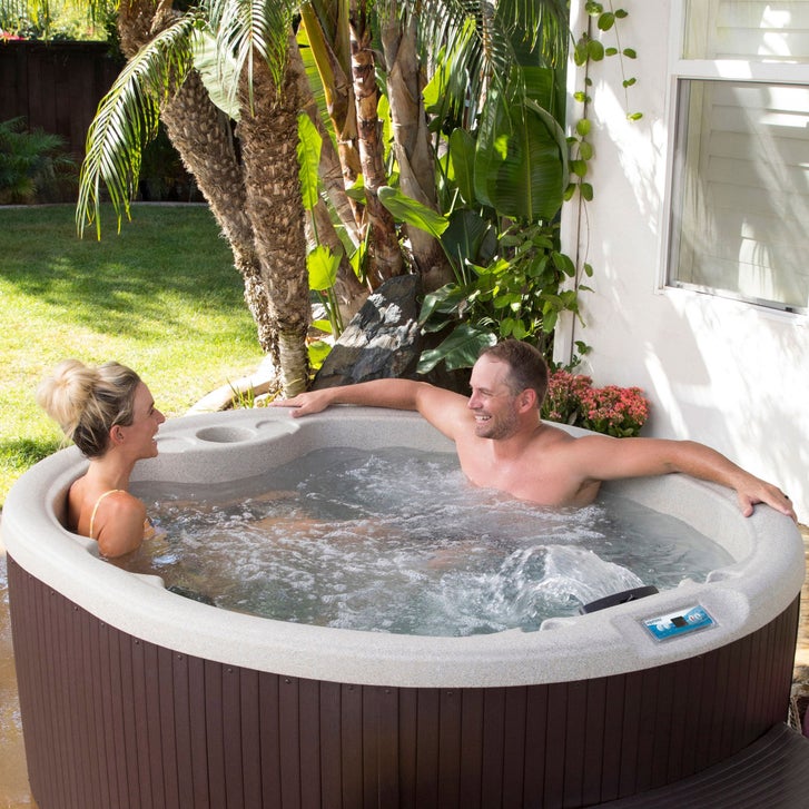 Aquaterra Spas Calavera 21-jet, 4-person Rotomolded Spa, Plug-n